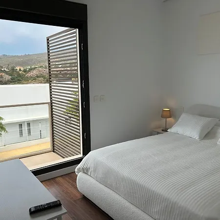 Дом отдыха Chulera Townhouse Sea Views
