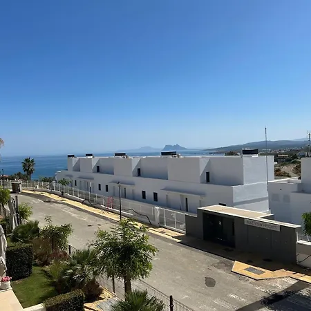 Prázdninový dům Chulera Townhouse Sea Views Manilva